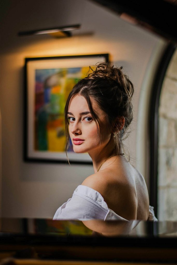 #shootingphoto#pianobar#chignonnaturel#coiffédécoiffé